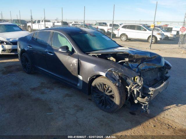  Salvage Kia Stinger