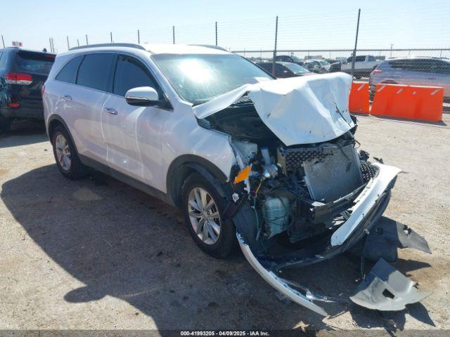 Salvage Kia Sorento