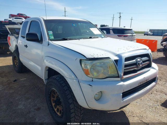  Salvage Toyota Tacoma