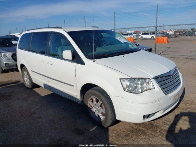  Salvage Chrysler Town & Country