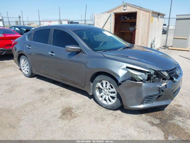  Salvage Nissan Altima