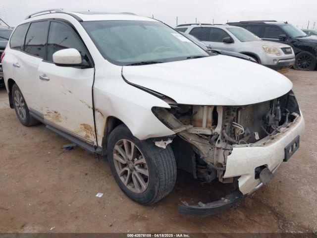  Salvage Nissan Pathfinder