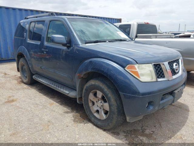  Salvage Nissan Pathfinder