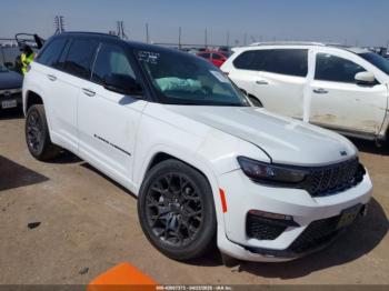  Salvage Jeep Grand Cherokee