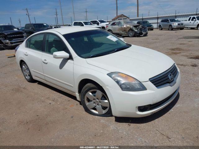  Salvage Nissan Altima