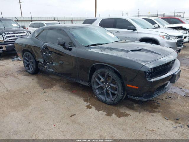  Salvage Dodge Challenger