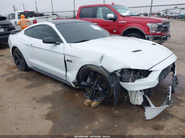  Salvage Ford Mustang