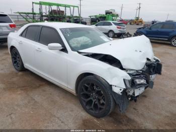  Salvage Chrysler 300