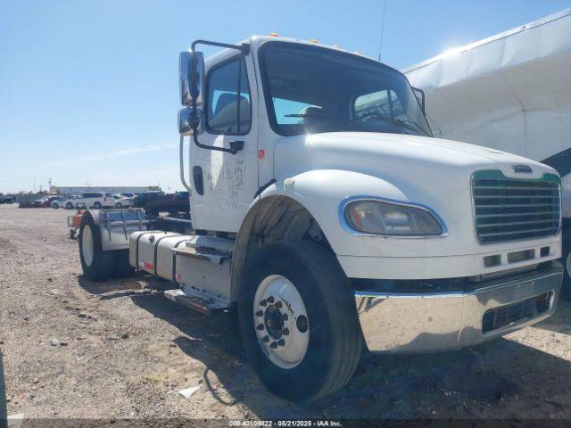  Salvage Freightliner M2