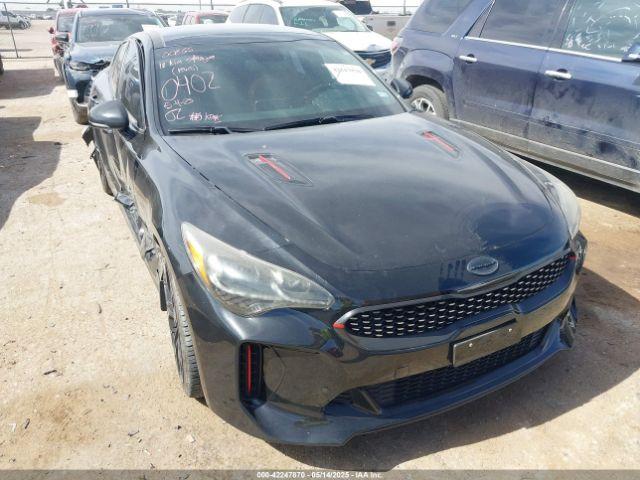  Salvage Kia Stinger
