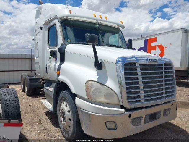  Salvage Freightliner Cascadia 125
