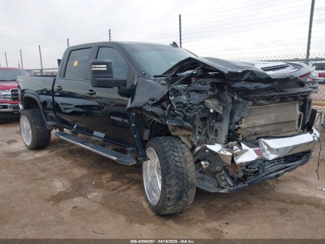  Salvage Chevrolet Silverado 2500