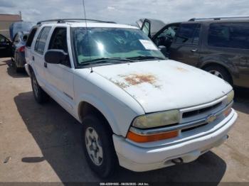  Salvage Chevrolet Blazer