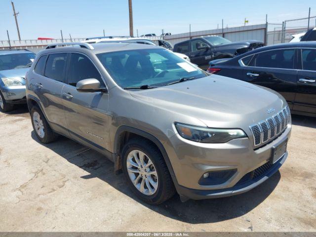 Salvage Jeep Cherokee