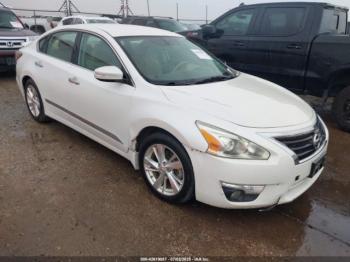  Salvage Nissan Altima