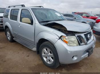  Salvage Nissan Pathfinder