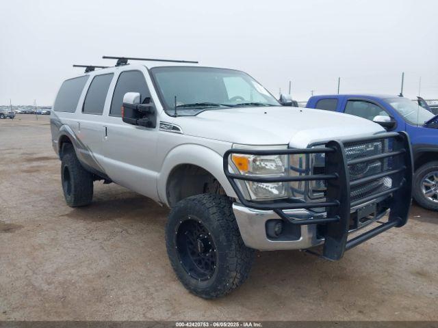  Salvage Ford Excursion
