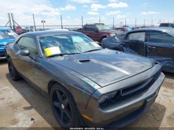  Salvage Dodge Challenger