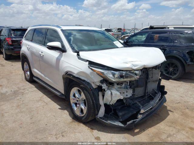  Salvage Toyota Highlander