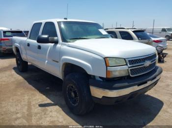  Salvage Chevrolet Silverado 2500
