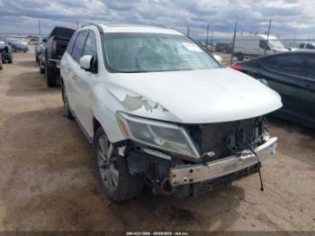  Salvage Nissan Pathfinder