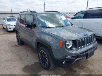  Salvage Jeep Renegade