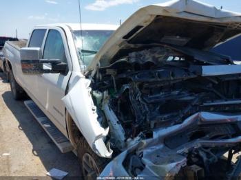  Salvage Chevrolet Silverado 2500