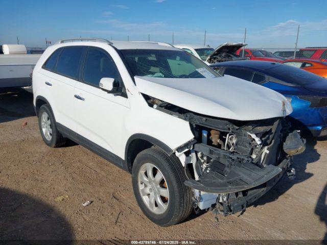  Salvage Kia Sorento