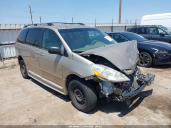  Salvage Toyota Sienna