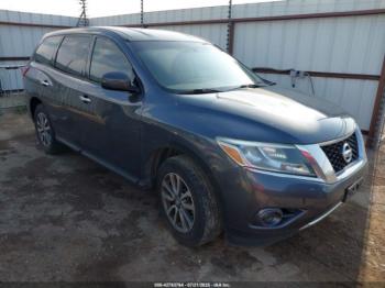  Salvage Nissan Pathfinder
