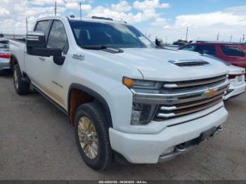  Salvage Chevrolet Silverado 2500