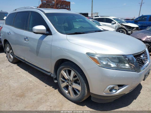  Salvage Nissan Pathfinder