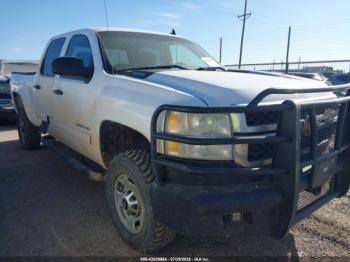  Salvage Chevrolet Silverado 2500
