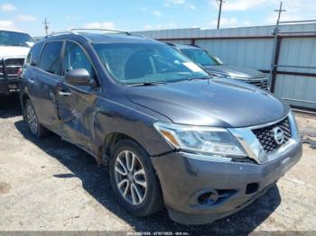  Salvage Nissan Pathfinder
