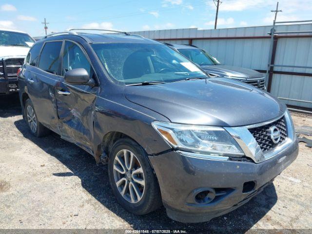  Salvage Nissan Pathfinder