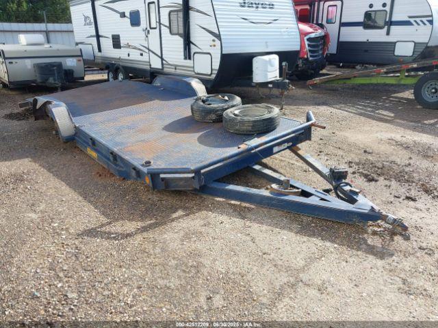 Salvage Kearney Trailers