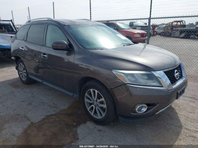  Salvage Nissan Pathfinder