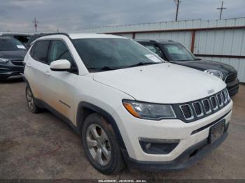  Salvage Jeep Compass
