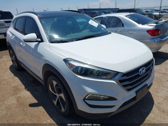  Salvage Hyundai TUCSON