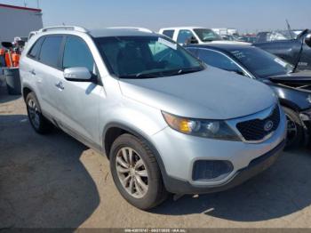  Salvage Kia Sorento