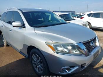  Salvage Nissan Pathfinder