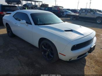  Salvage Dodge Challenger