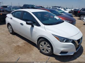  Salvage Nissan Versa