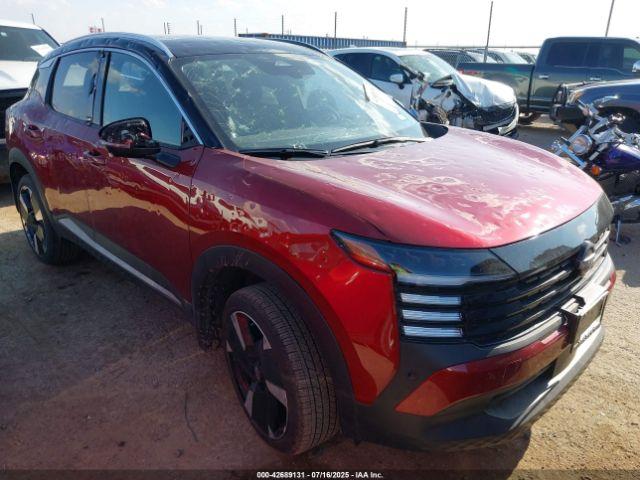  Salvage Nissan Kicks