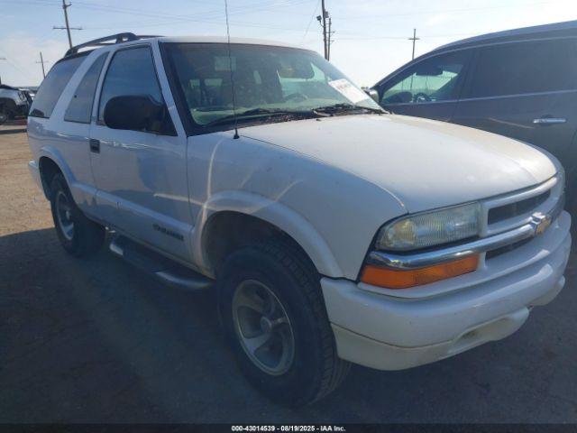  Salvage Chevrolet Blazer
