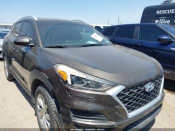  Salvage Hyundai TUCSON