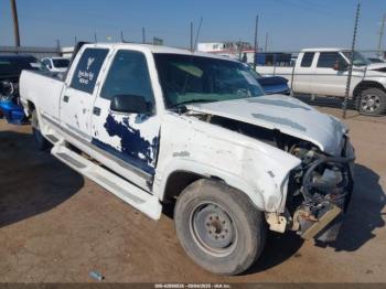  Salvage Chevrolet C3500