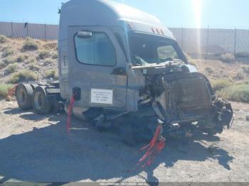  Salvage Freightliner New Cascadia 126