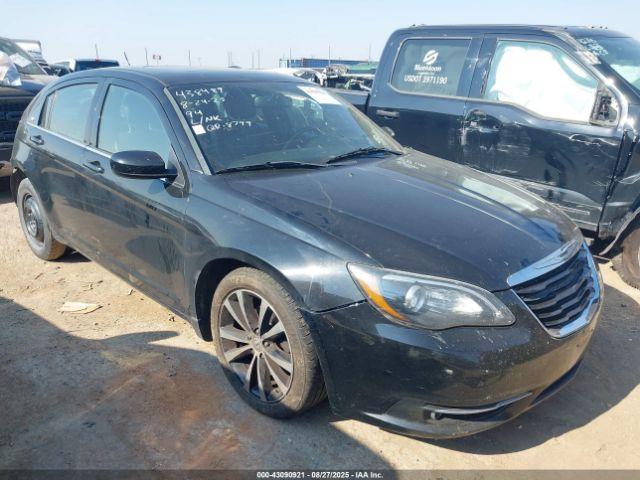 Salvage Chrysler 200