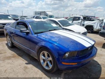  Salvage Ford Mustang
